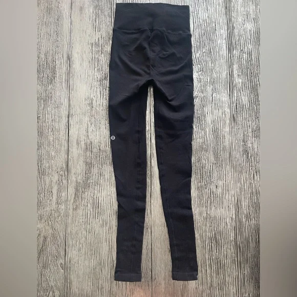 (NWOT) Lululemon Keep The Heat HR Thermal Tight - Picture 6 of 7